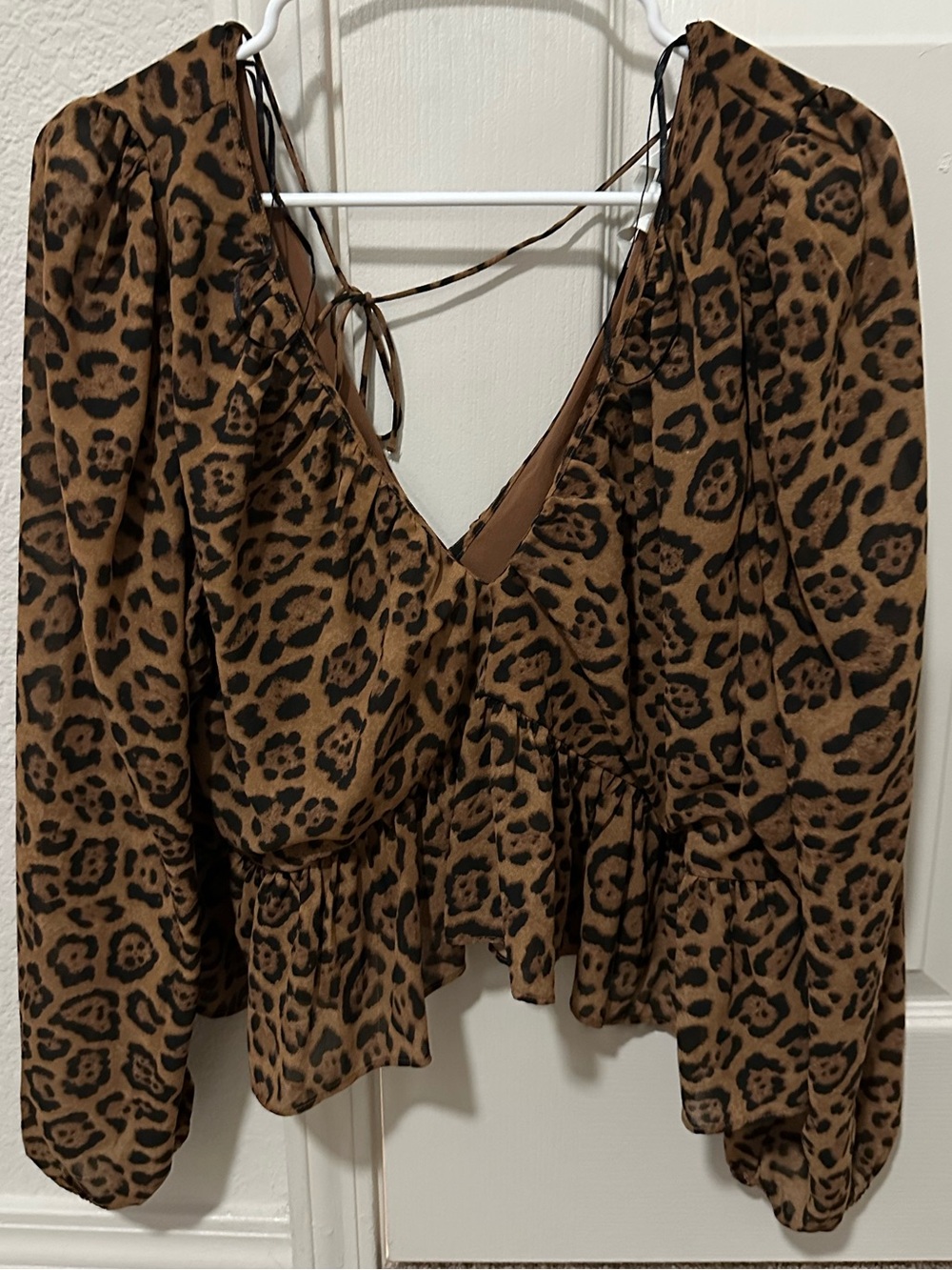 H&M Brown Leopard Print V-Neck Peplum Tie-Back Blouse